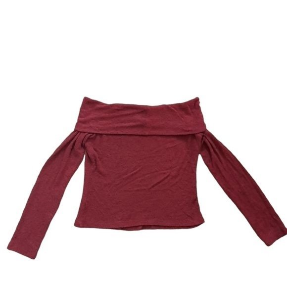 Popular 21 Red Off the Shoulder Sweater - Picture 5 of 10